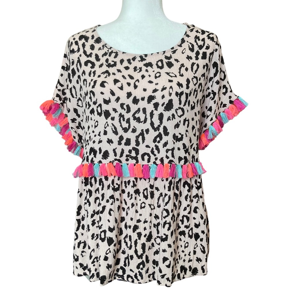 Andree Women’s animal print short sleeve blouse with colorful tassel accent L